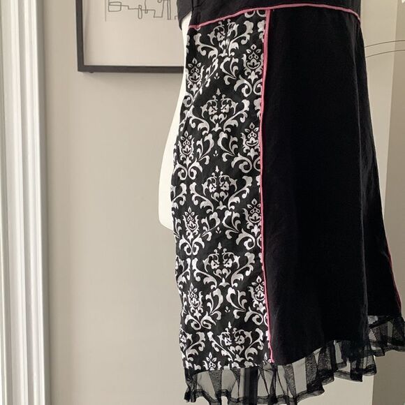 ❤️Pretty “Forced to Cook” Apron - Picture 4 of 7